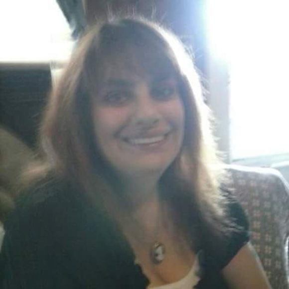 Meet your Posher, Sharon - Picture 1 of 1